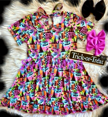 2 left! 5/6 & 6/7yr ~ Collared Twirl Dress ~ Neon Haunted Houses