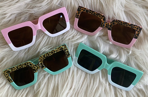 Sunnies~Retro Rectangular